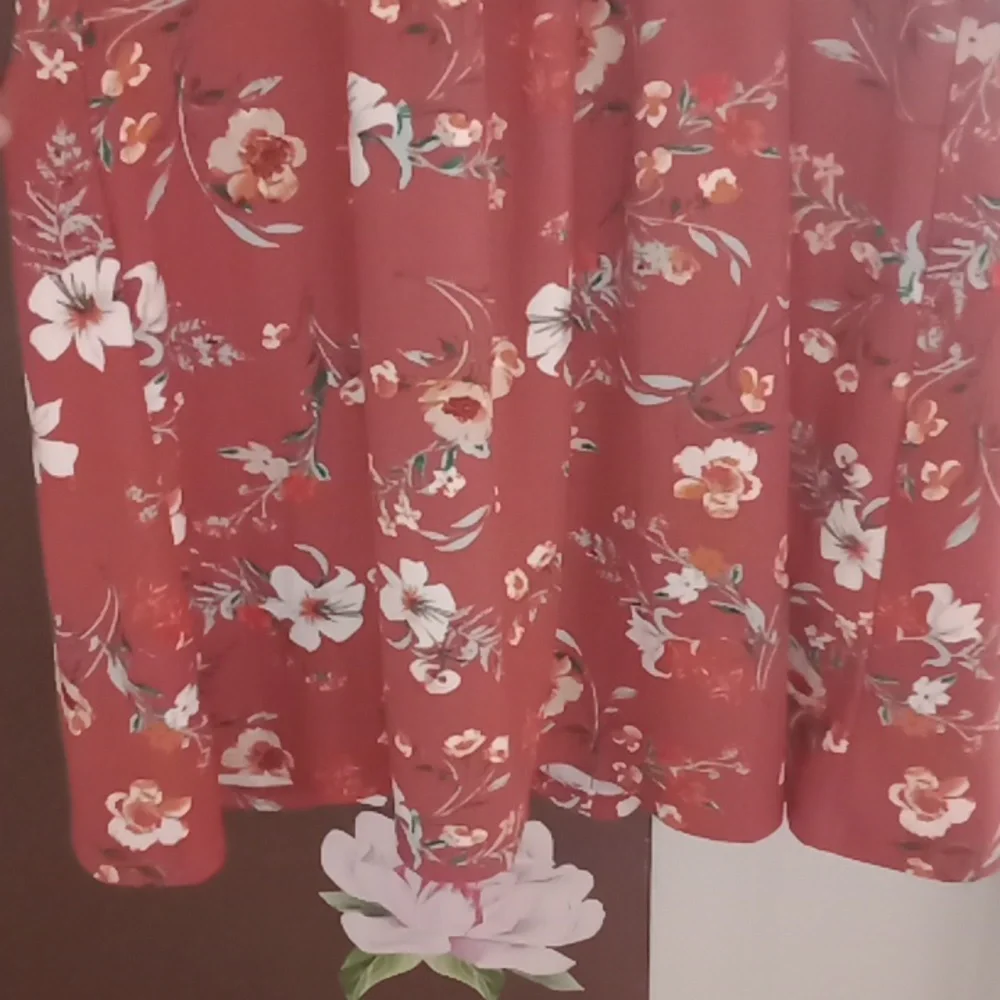 Floral dress 🌸 - Picture 7 of 7